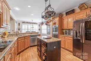 5101 Belicourt Dr, Charlotte, NC 28277 - Photo 15