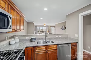 41 Rotunda Cir, Asheville, NC 28806 - Photo 11