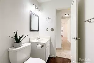 5610 Stone Bluff Ct, Charlotte, NC 28214 - Photo 23