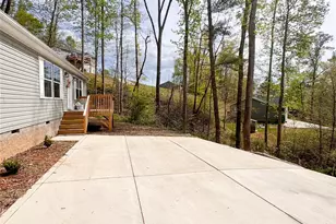 15 Luther Woods Dr, Candler, NC 28715 - Photo 3