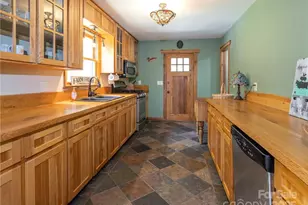 167 Bold Spgs Rd, Sylva, NC 28779 - Photo 11