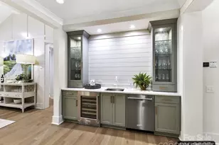 19419 Youngblood Rd W, Charlotte, NC 28278 - Photo 9