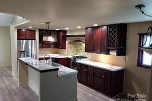 20 Frosted Ln, Burnsville, NC 28714 - Photo 7