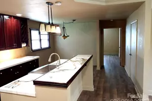 20 Frosted Ln, Burnsville, NC 28714 - Photo 9