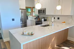 66 Club Villa Ct, Burnsville, NC 28714 - Photo 17