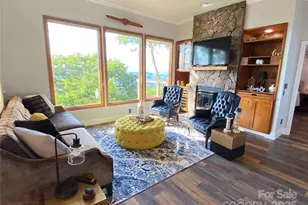 66 Club Villa Ct, Burnsville, NC 28714 - Photo 11