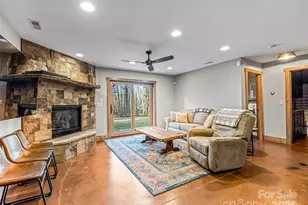 103 Duck Hope Dr, Hendersonville, NC 28739 - Photo 29