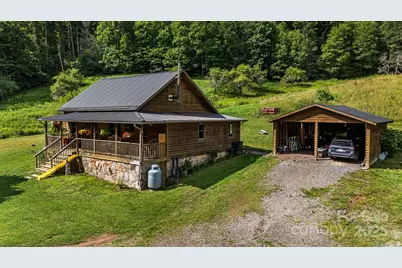 799 Fire Scald Road, Green Mountain, NC 28740 - Photo 35