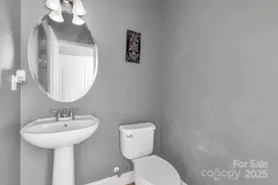 8214 Deodora Cedar Ln, Charlotte, NC 28215 - Photo 13