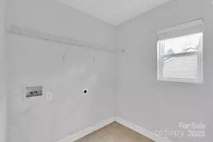 8214 Deodora Cedar Ln, Charlotte, NC 28215 - Photo 25