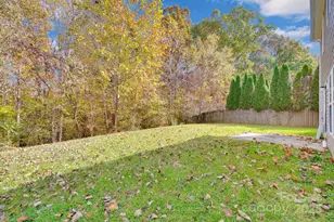 8214 Deodora Cedar Ln, Charlotte, NC 28215 - Photo 37