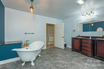 1740 Haywood Road, Hendersonville, NC 28791 - Photo 17