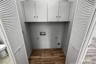 4824 Spring Lake Dr, Charlotte, NC 28212 - Photo 15