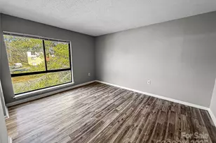 4824 Spring Lake Dr, Charlotte, NC 28212 - Photo 11