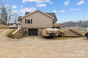 83 Roland St, Burnsville, NC 28714 - Photo 37