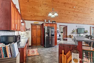 83 Roland St, Burnsville, NC 28714 - Photo 11