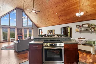 83 Roland St, Burnsville, NC 28714 - Photo 15