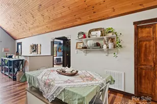 83 Roland St, Burnsville, NC 28714 - Photo 9