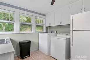 944 Georges Fork Rd, Burnsville, NC 28714 - Photo 17