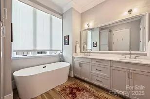 2509 Montrose Ct, Charlotte, NC 28207 - Photo 17