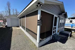 134 Cardinal Ave, New London, NC 28127 - Photo 23