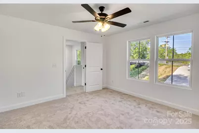 695 S Elm Street, Statesville, NC 28677 - Photo 15