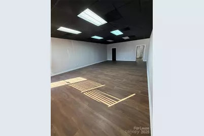 1416 Blowing Rock Boulevard, Lenoir, NC 28645 - Photo 3