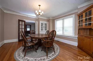 103 E King St, East Flat Rock, NC 28726 - Photo 9