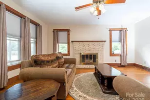 103 E King St, East Flat Rock, NC 28726 - Photo 13