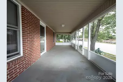 103 E King Street, East Flat Rock, NC 28726 - Photo 23