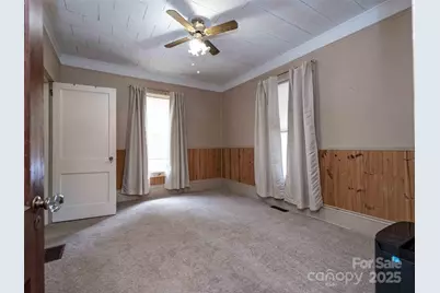103 E King Street, East Flat Rock, NC 28726 - Photo 15