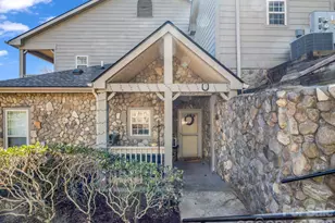 158 Stonecrest Ct, Lake Lure, NC 28746 - Photo 5