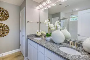 13935 Penbury Ln, Charlotte, NC 28278 - Photo 17