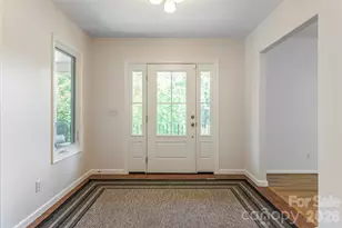 649 Rickel Dr, Hendersonville, NC 28739 - Photo 5