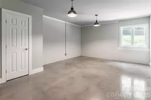 649 Rickel Dr, Hendersonville, NC 28739 - Photo 27