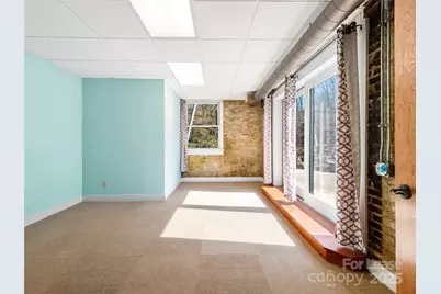 8 Magnolia Avenue, Asheville, NC 28801 - Photo 3