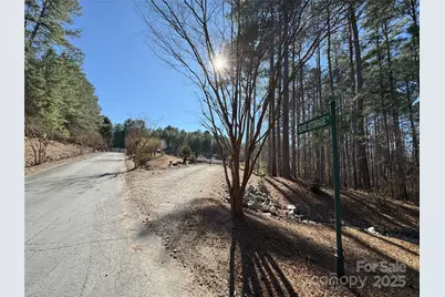 5582 Bridgewater Drive, Granite Falls, NC 28638 - Photo 7