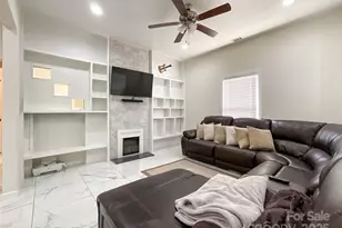 101 Loya St, Mount Holly, NC 28120 - Photo 7