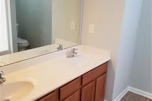 1105 Kurt Ct, Charlotte, NC 28209 - Photo 13