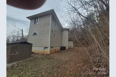 318 Vance Gap Road, Asheville, NC 28804 - Photo 3