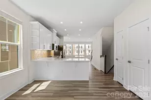 3645 S Tryon St, Charlotte, NC 28217 - Photo 9