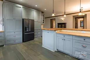 112 Louisa St, Black Mountain, NC 28711 - Photo 9