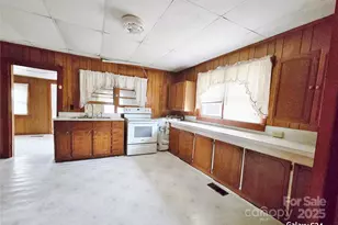 410 Cole Campbell Rd, Taylorsville, NC 28681 - Photo 9