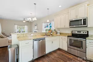 18 Greenwood Fields Dr, Asheville, NC 28804 - Photo 13