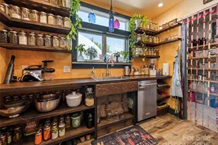 66 Bradley St, Waynesville, NC 28786 - Photo 19