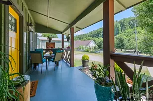 66 Bradley St, Waynesville, NC 28786 - Photo 5