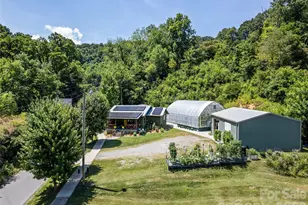 66 Bradley St, Waynesville, NC 28786 - Photo 7