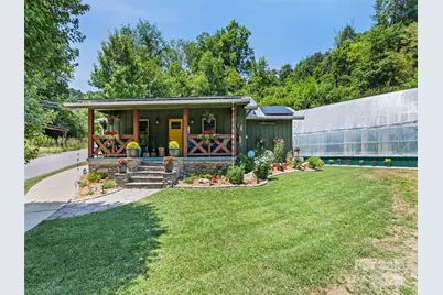 66 Bradley Street, Waynesville, NC 28786 - Photo 1