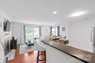 525 N Graham St, Charlotte, NC 28202 - Photo 11