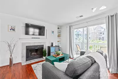 525 N Graham Street #2F, Charlotte, NC 28202 - Photo 3